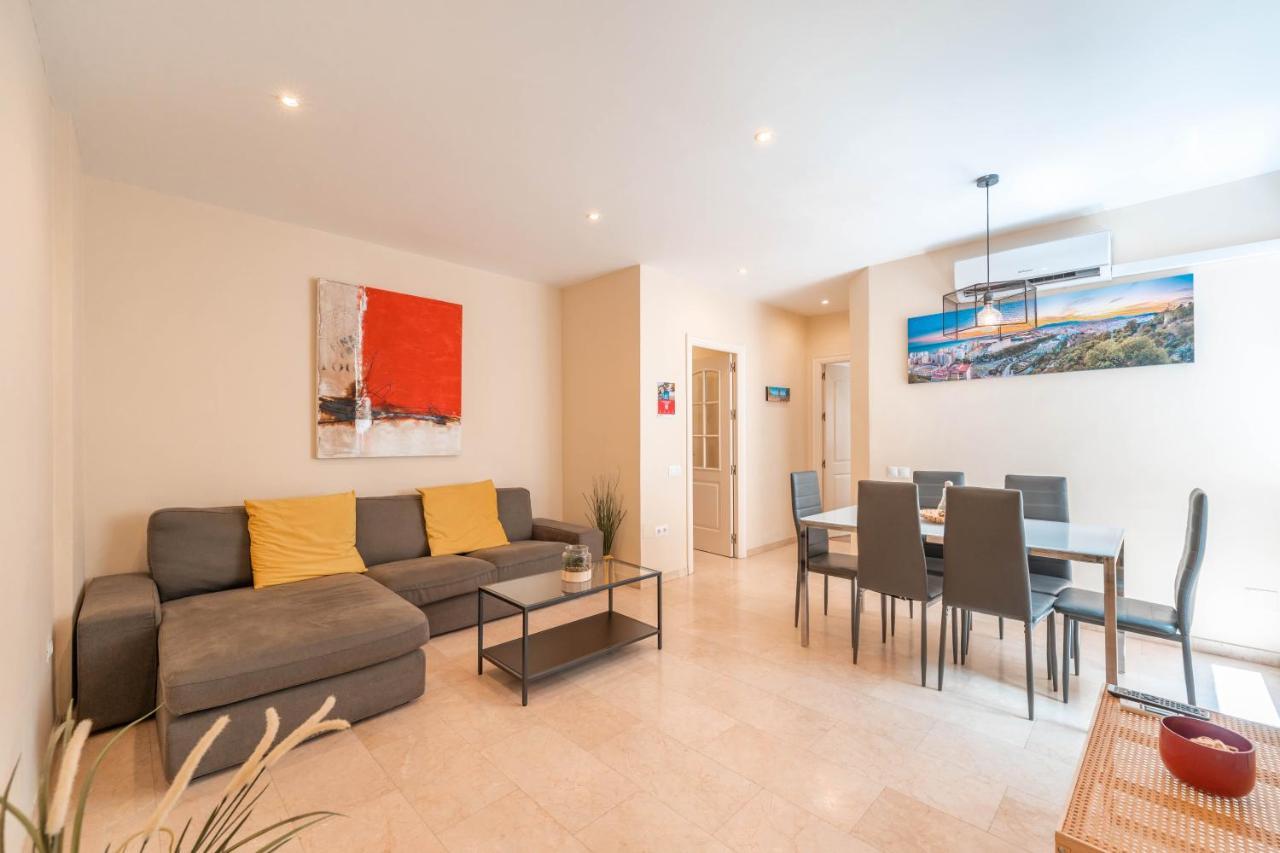 Gran Apartamento De 3 Habitaciones Junto A La Catedral Málaga Buitenkant foto