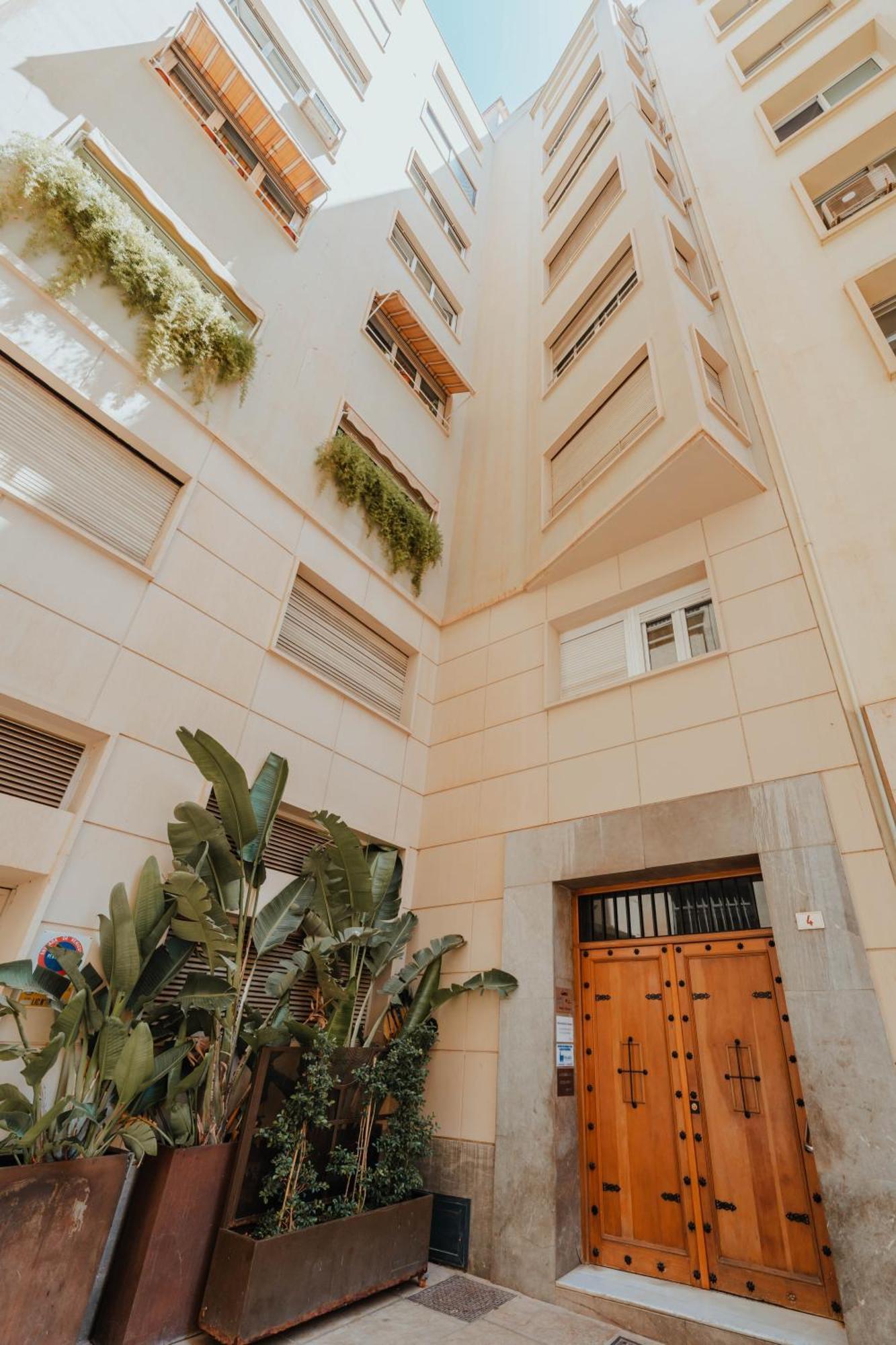 Gran Apartamento De 3 Habitaciones Junto A La Catedral Málaga Buitenkant foto